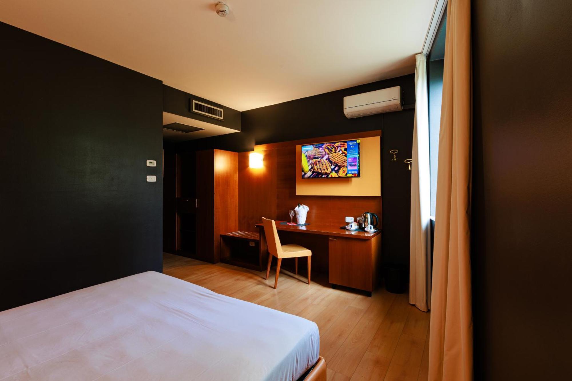Delle Rose - Malpensa 4* Oleggio