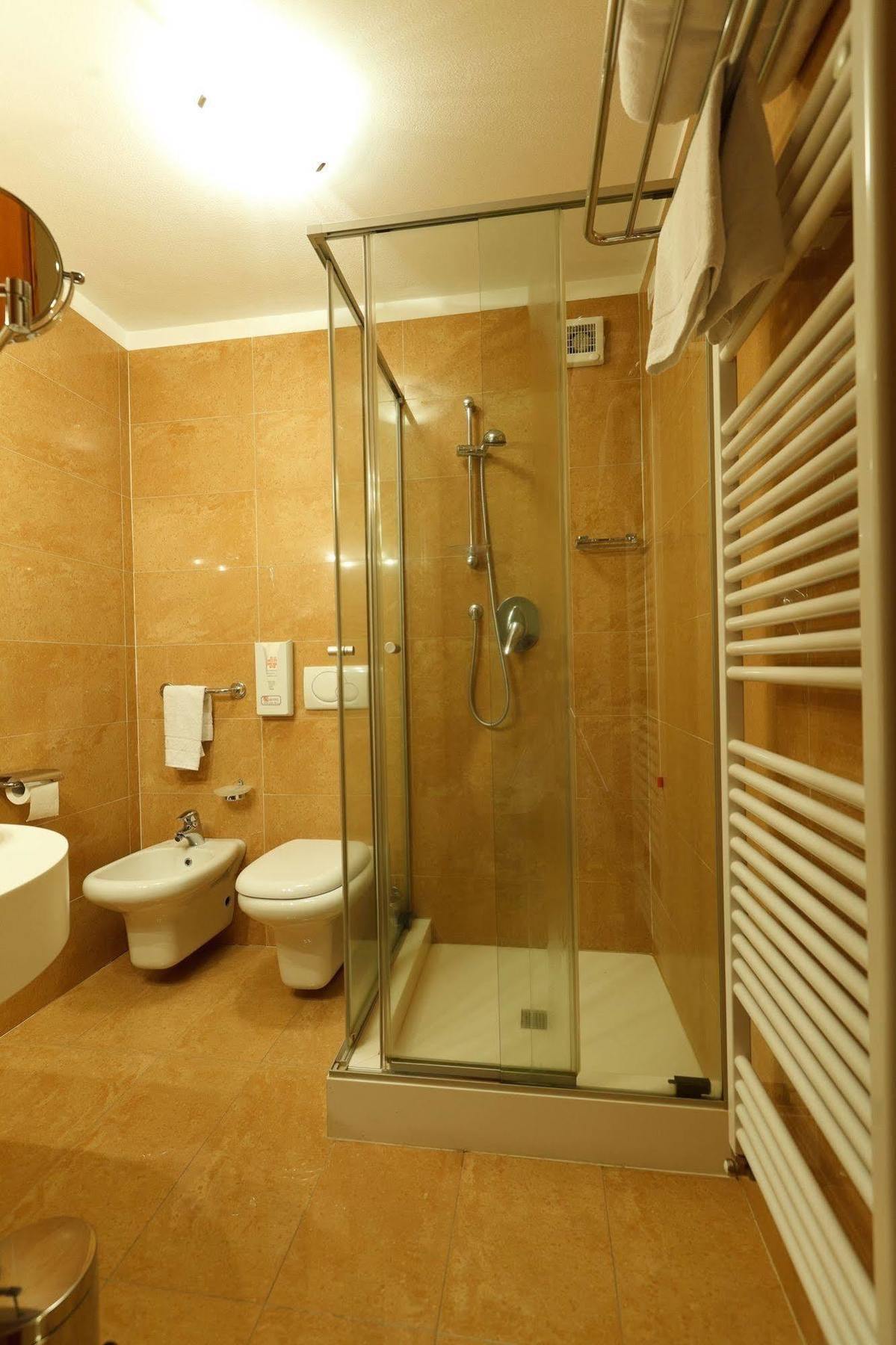 Hotel Delle Rose - Malpensa 4*
